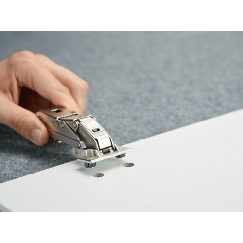 BLUM CLIP top BLUMOTION Cerniera per ante sottili 110°, Battuta con sormonto, fondello: EXPANDO T