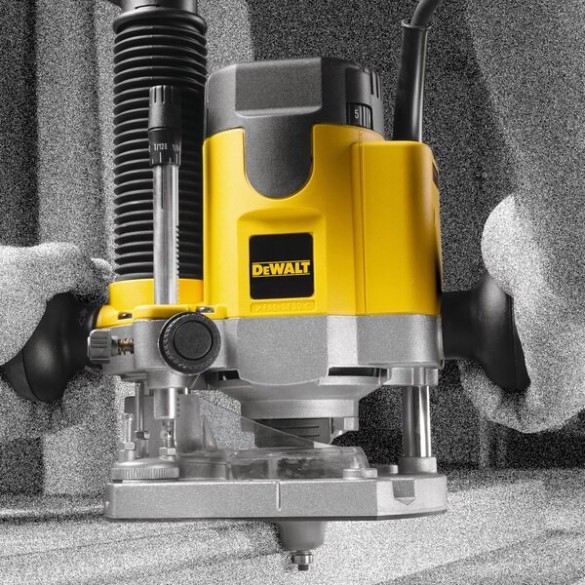 ELETTROFRESATRICE DEWALT DW621 ELETTRONICA (6-8MM) 1100W